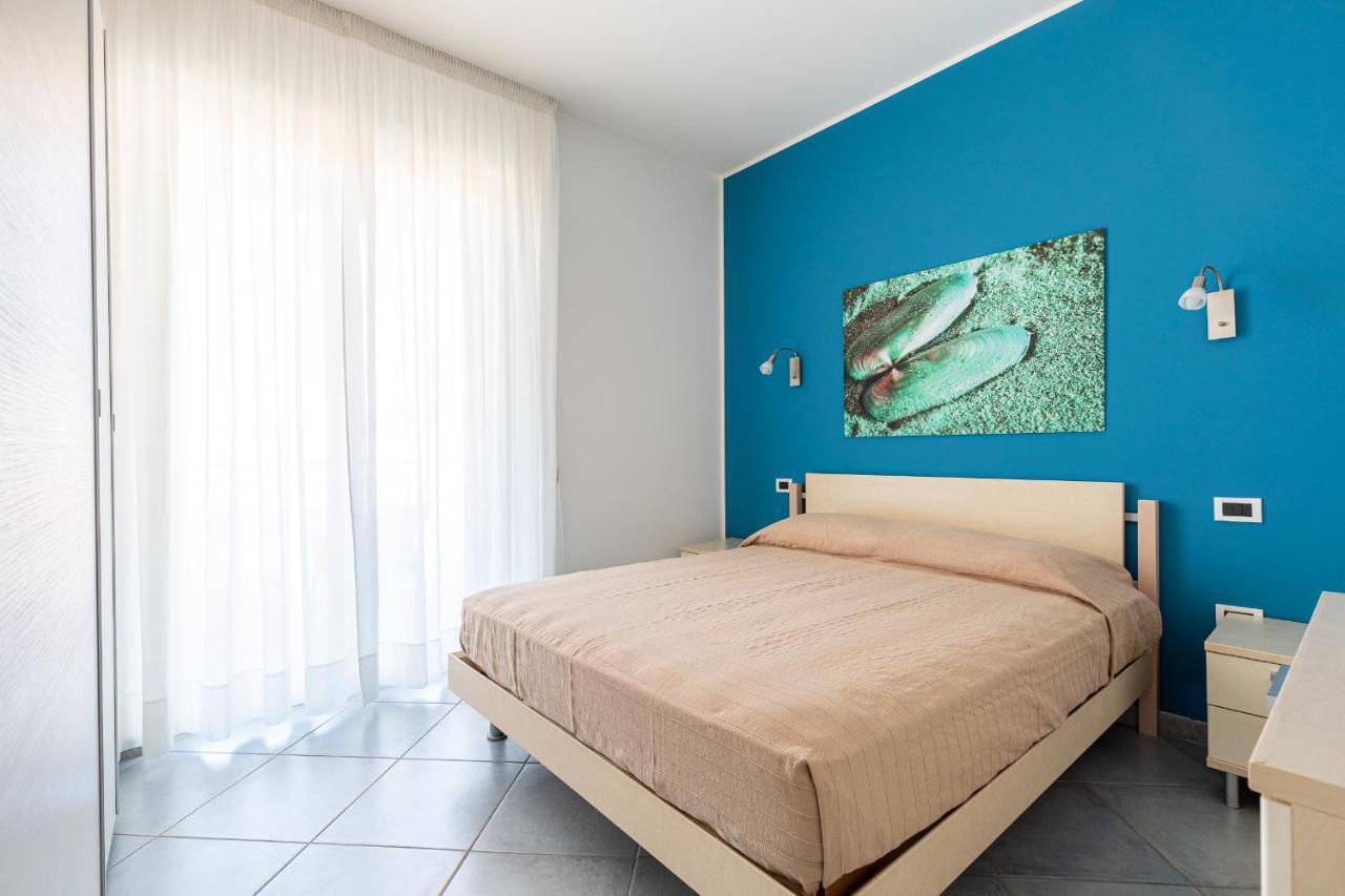 Terraces D'Orlando - Family Apartments With Sea View And Pool Capo dʼOrlando Exteriör bild