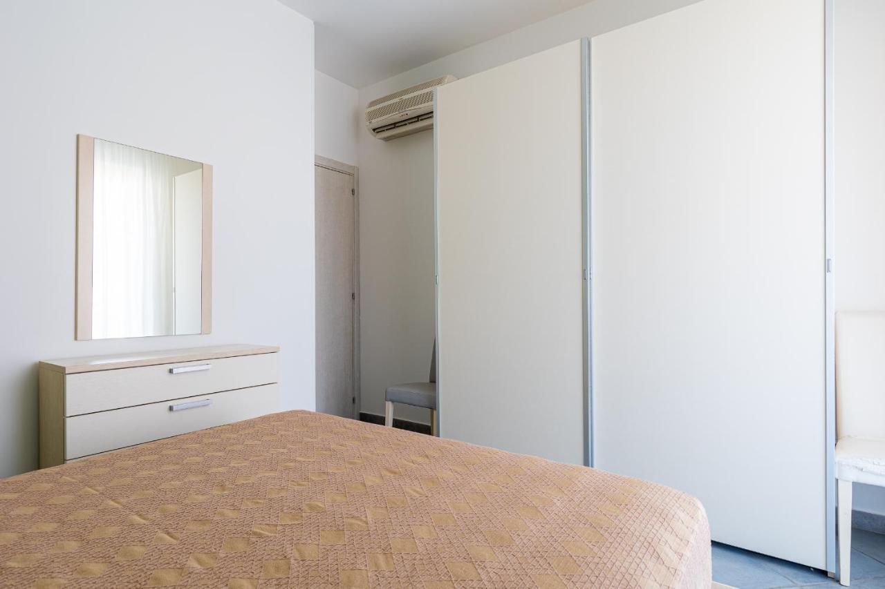Terraces D'Orlando - Family Apartments With Sea View And Pool Capo dʼOrlando Exteriör bild
