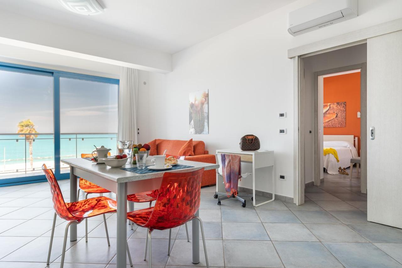 Terraces D'Orlando - Family Apartments With Sea View And Pool Capo dʼOrlando Exteriör bild