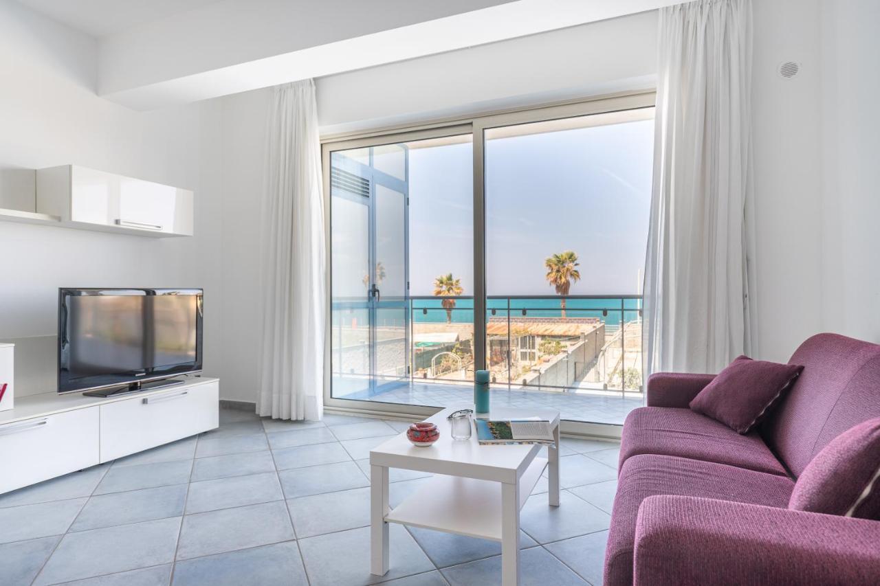 Terraces D'Orlando - Family Apartments With Sea View And Pool Capo dʼOrlando Exteriör bild