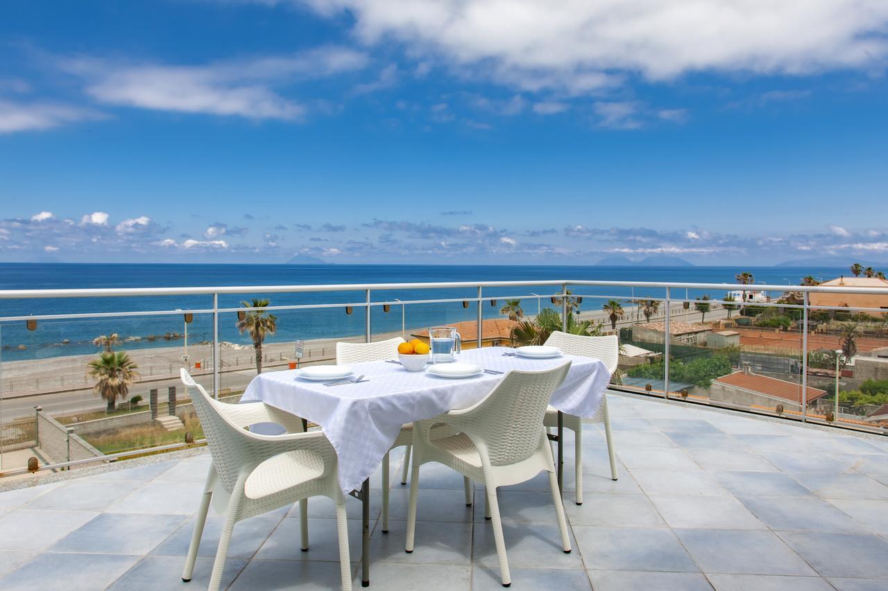 Terraces D'Orlando - Family Apartments With Sea View And Pool Capo dʼOrlando Exteriör bild