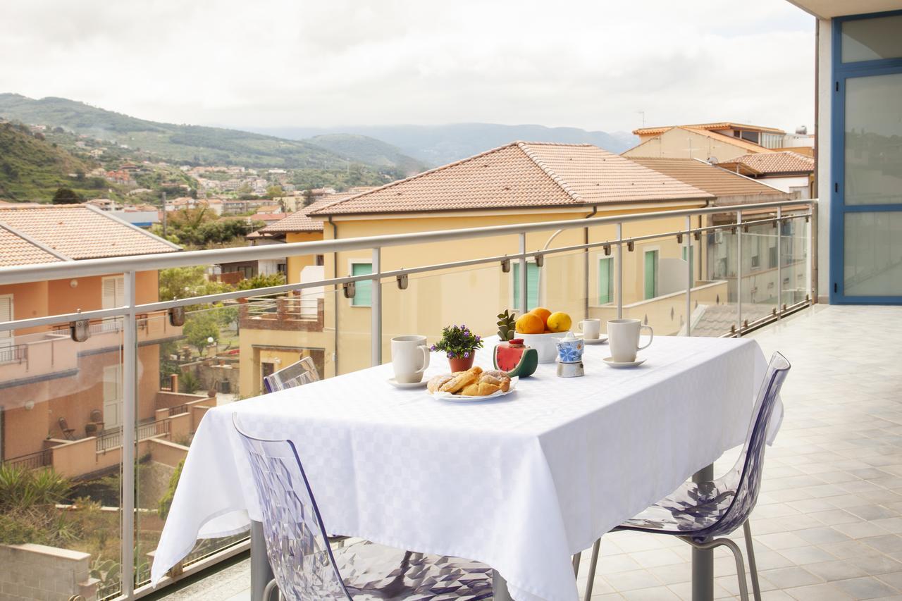 Terraces D'Orlando - Family Apartments With Sea View And Pool Capo dʼOrlando Exteriör bild